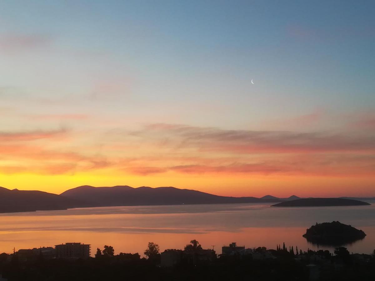 Villa Πέτρα, Ελιά Και Λεβάντα à Tolón Extérieur photo