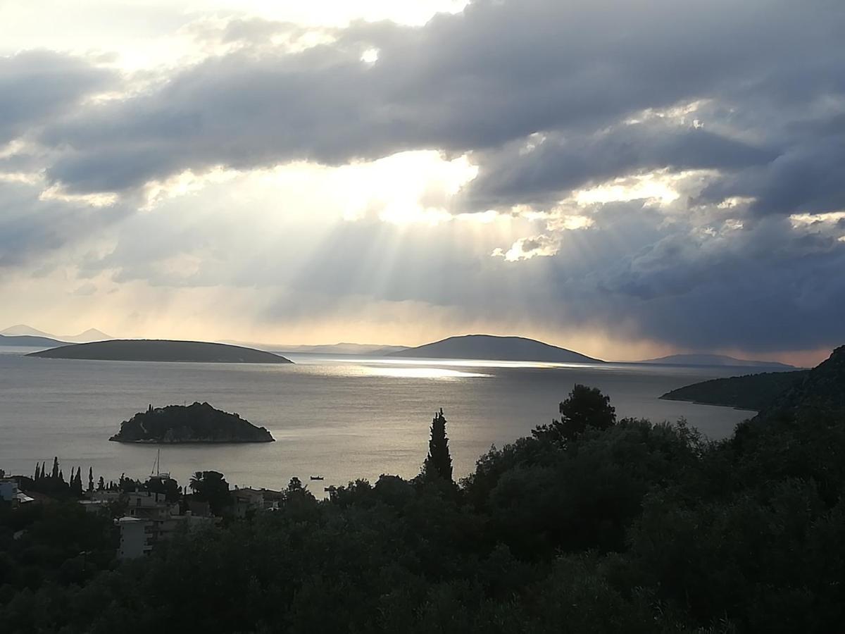 Villa Πέτρα, Ελιά Και Λεβάντα à Tolón Extérieur photo