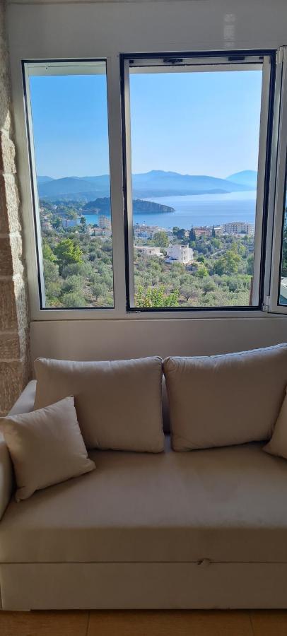 Villa Πέτρα, Ελιά Και Λεβάντα à Tolón Extérieur photo