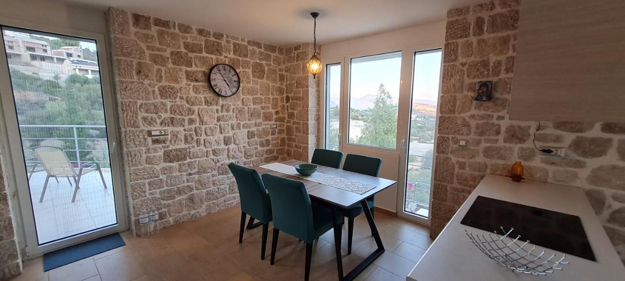 Villa Πέτρα, Ελιά Και Λεβάντα à Tolón Extérieur photo