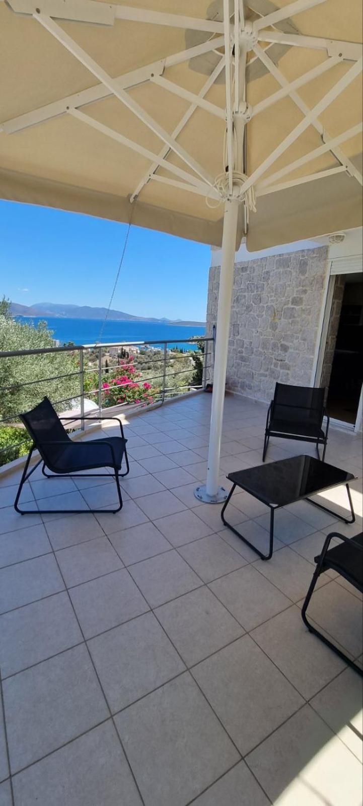 Villa Πέτρα, Ελιά Και Λεβάντα à Tolón Extérieur photo